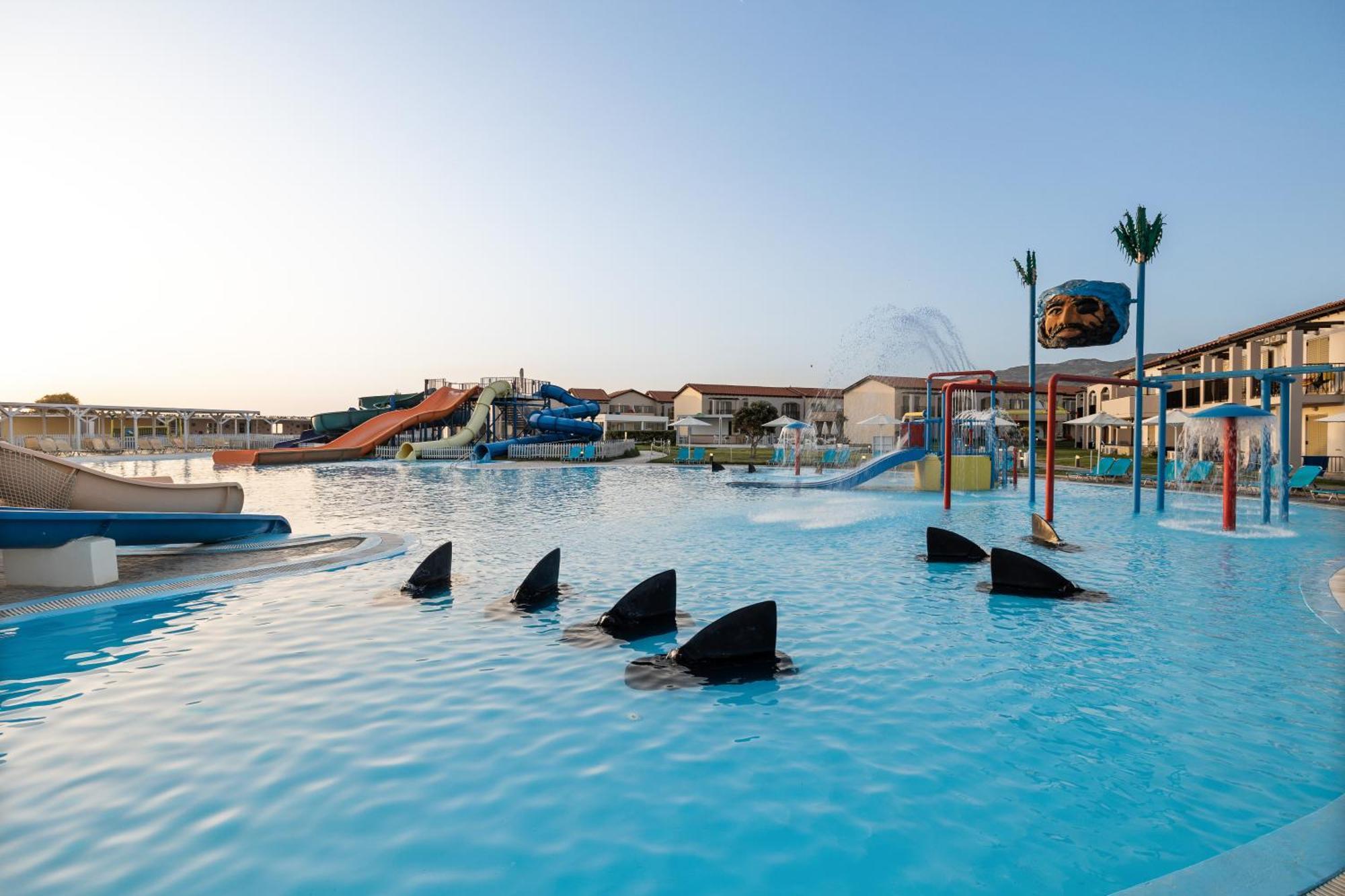 Hotel White Olive Marine Aquapark