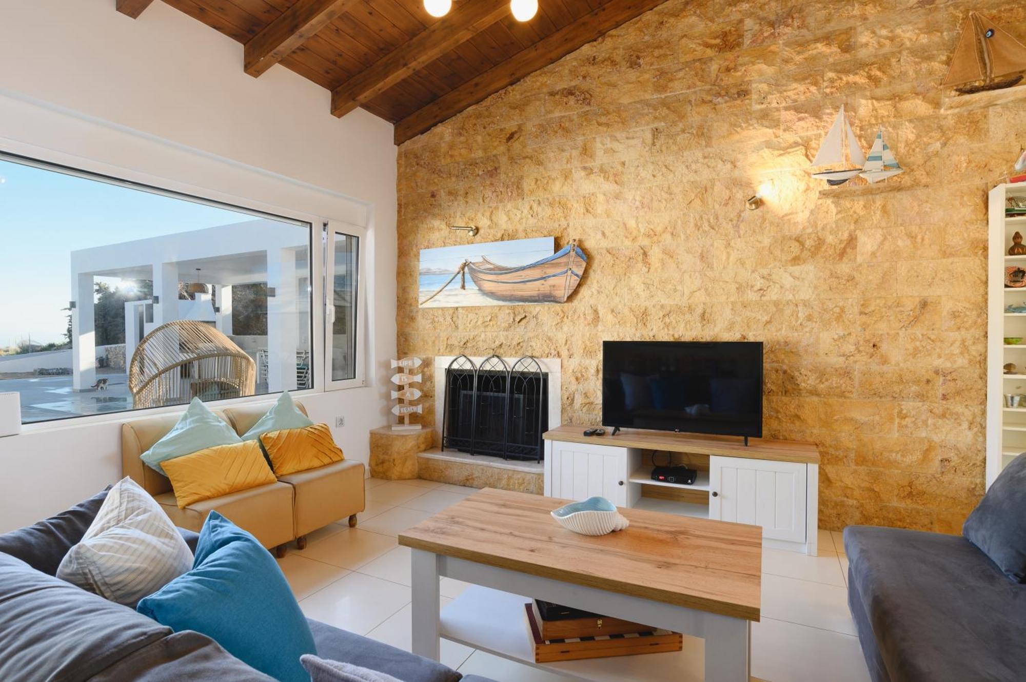 Villa Cathrin Beachfront Plimmiri