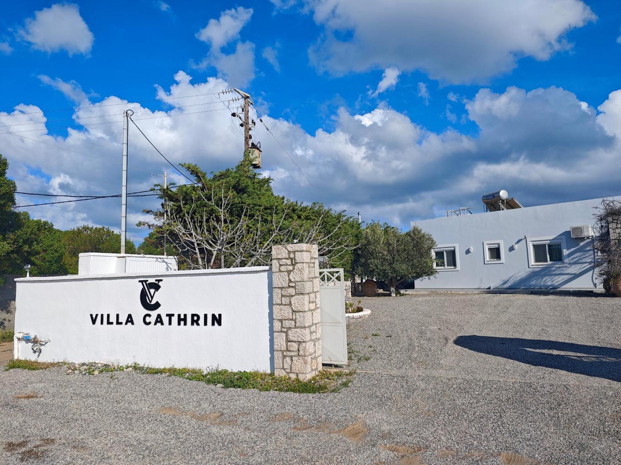 Cathrin Beachfront Villa Plimmiri