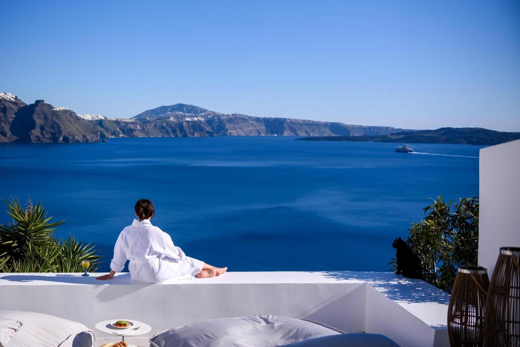 Lcv Lathouri Cave With Heated Plunge Pool * Oia (Santorini)