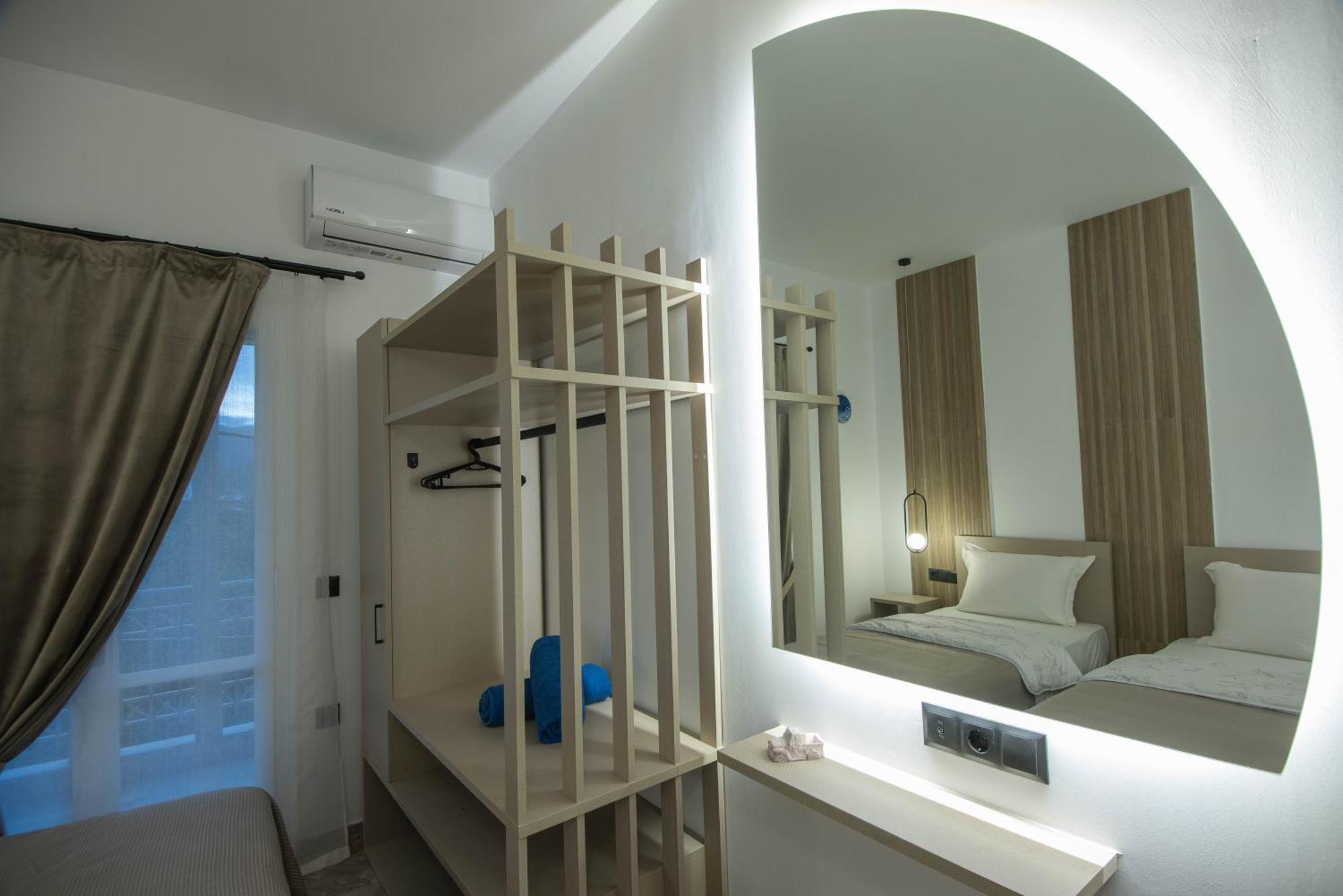 Asterion Apartment