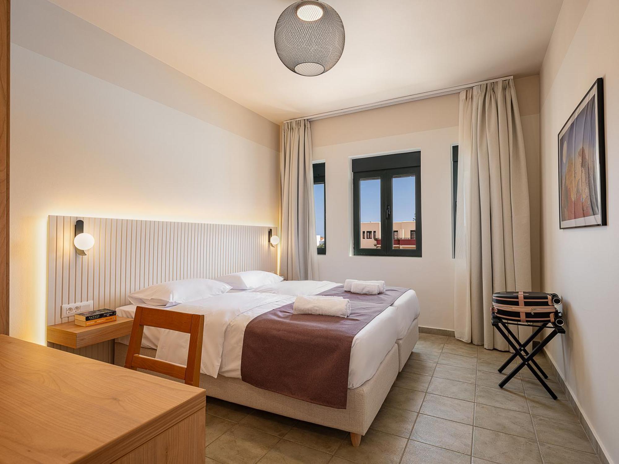 Kambos Village Aparthotel 3*