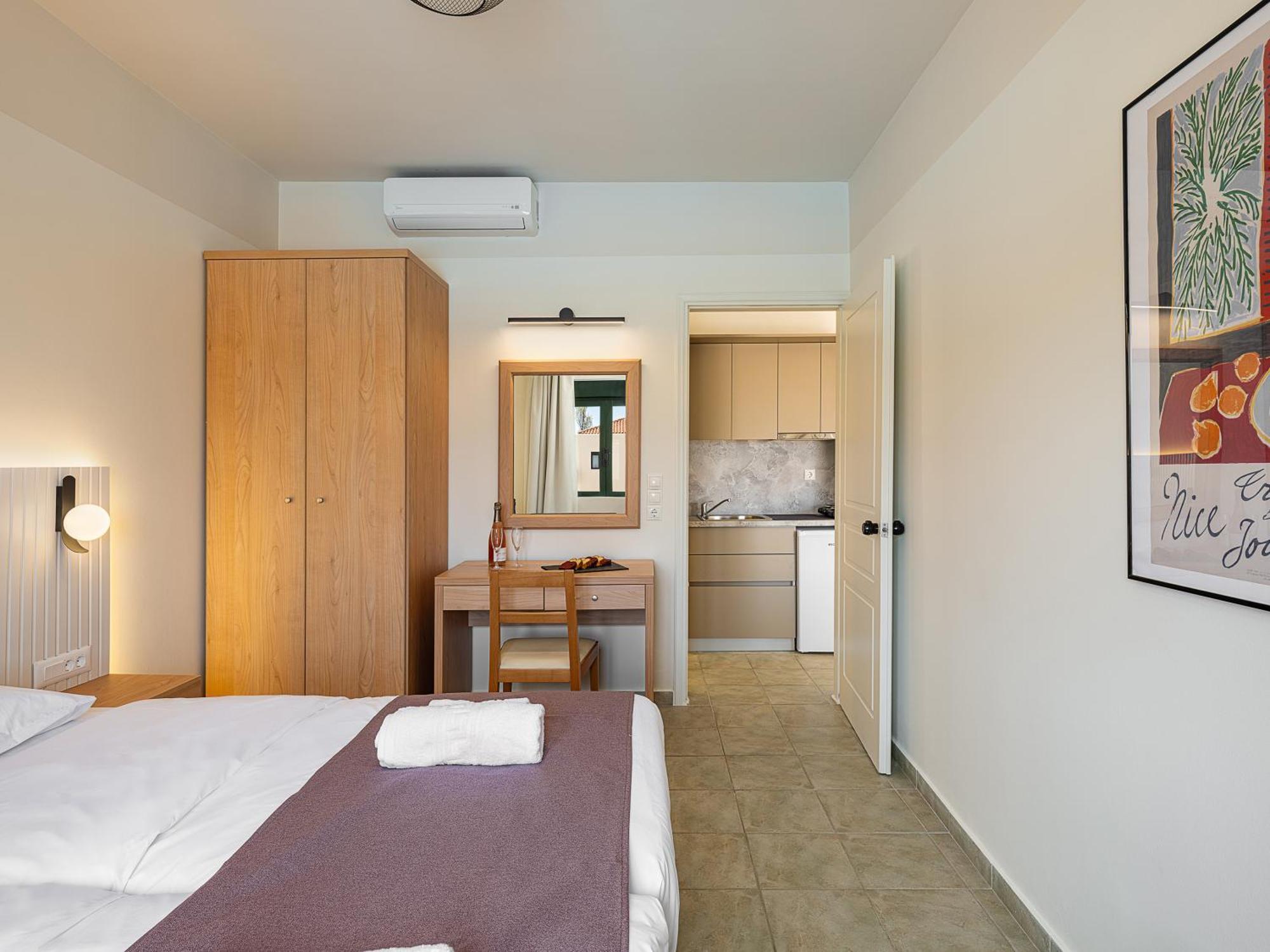 Kambos Village Aparthotel