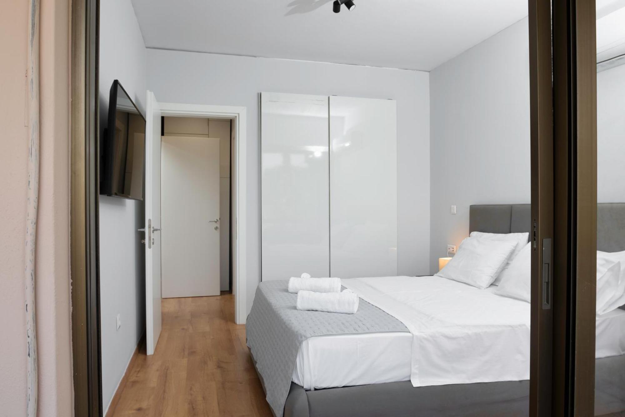 K&m - Sea Whisper - Kavouri Apartment