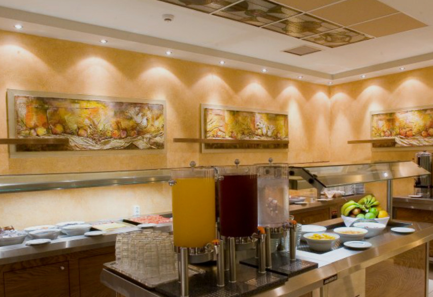 Crystal Hotel 3*