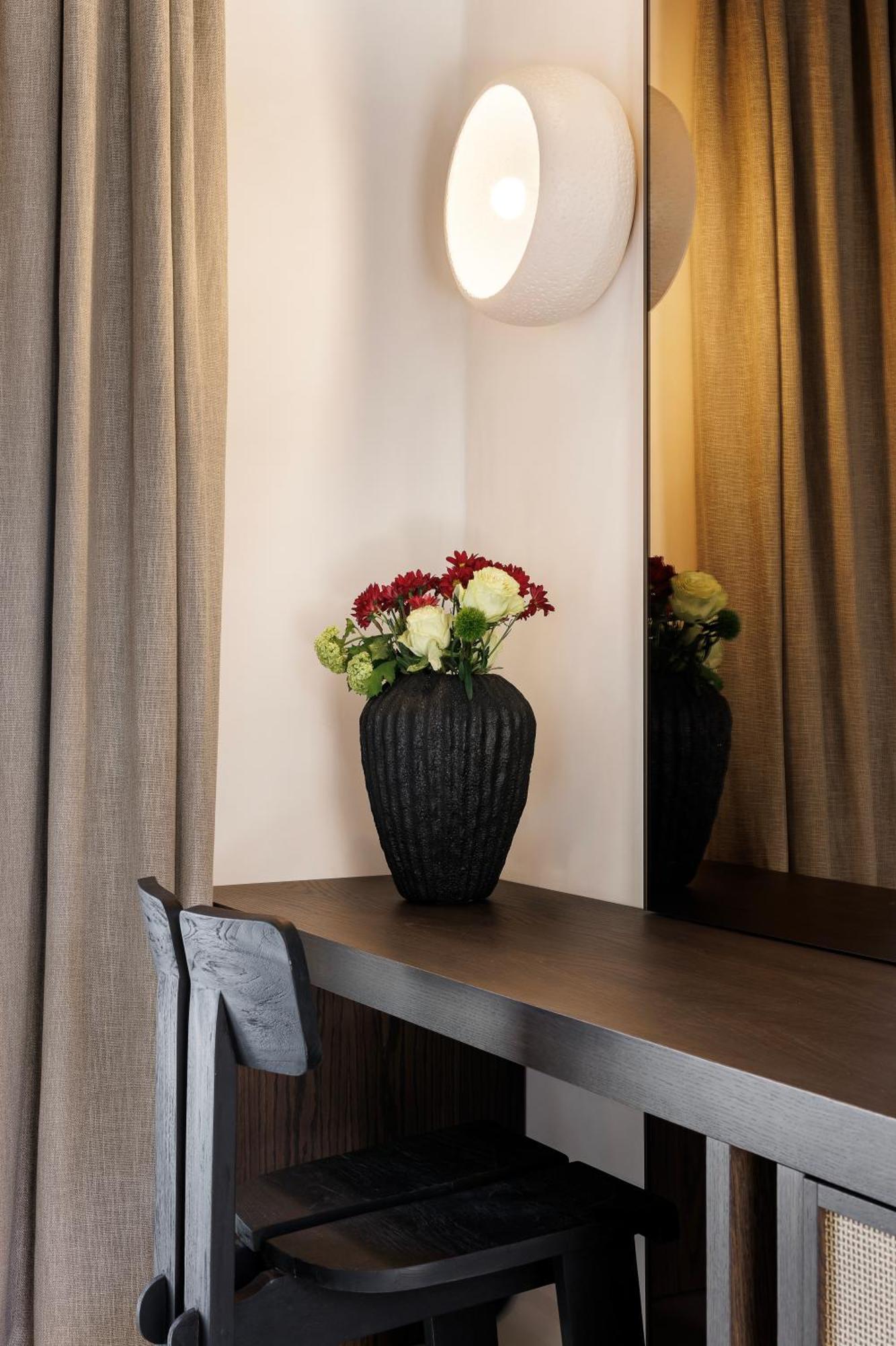 Sir Maximus Boutique & Hotel