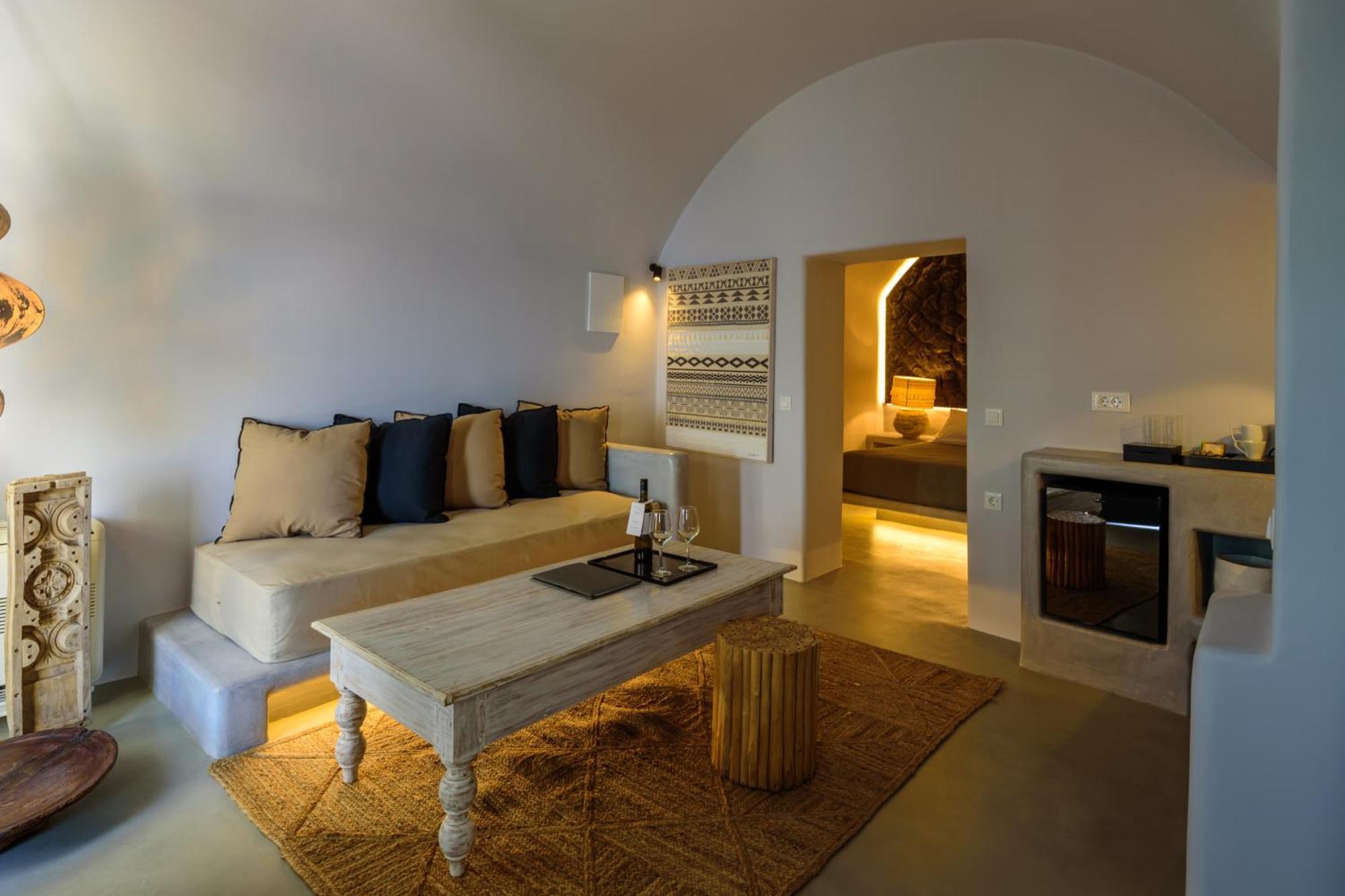 Nostos Apartment Oia (Santorini)