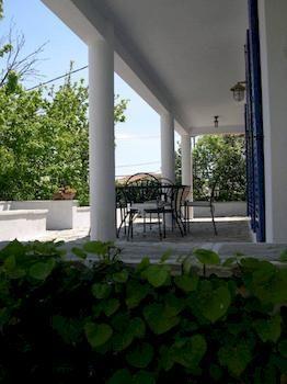 Apartment Ftelia *