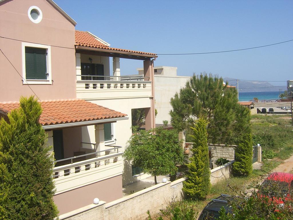 Villa Alimedon Almyrida (Crete)