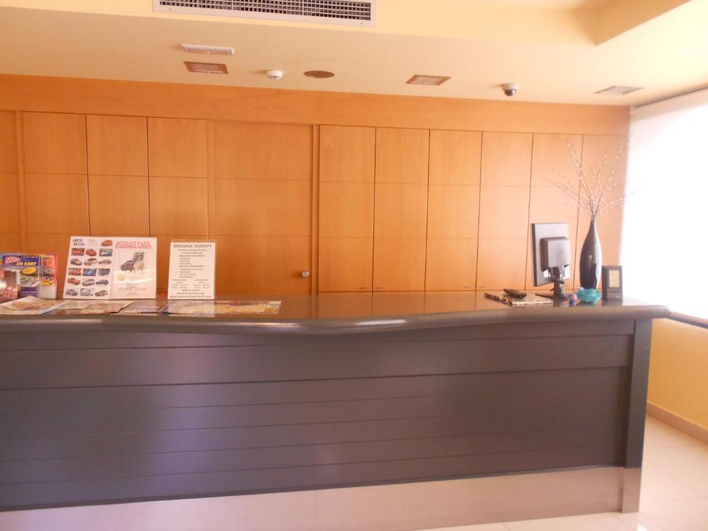 Golden Sun Apartment Agioi Apostoli (Crete)