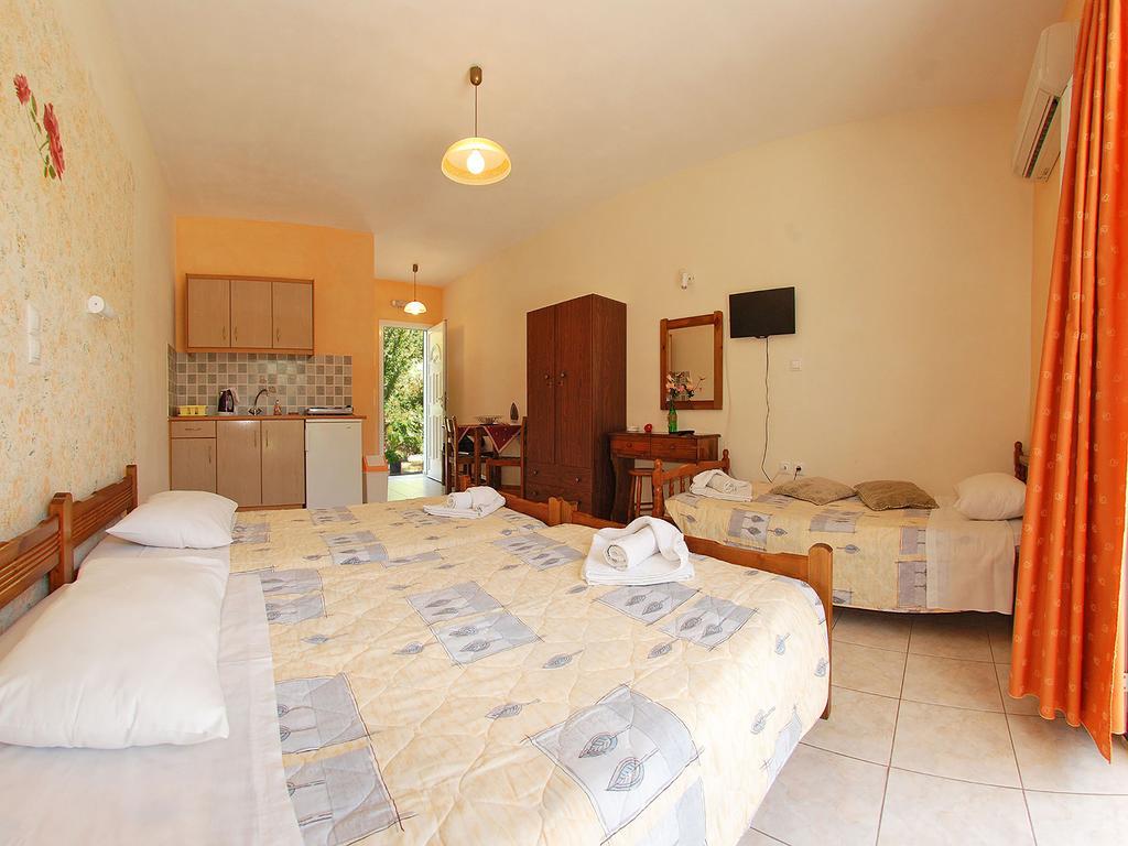 Emilia Trapezaki (Kefalonia)