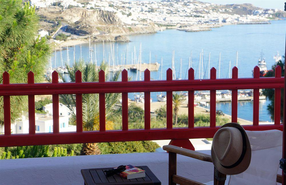 Rhenia Hotel 4*