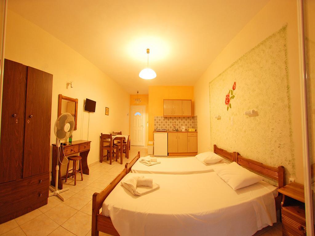 Emilia Apartment *