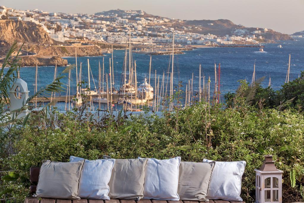 Rhenia Hotel 4*