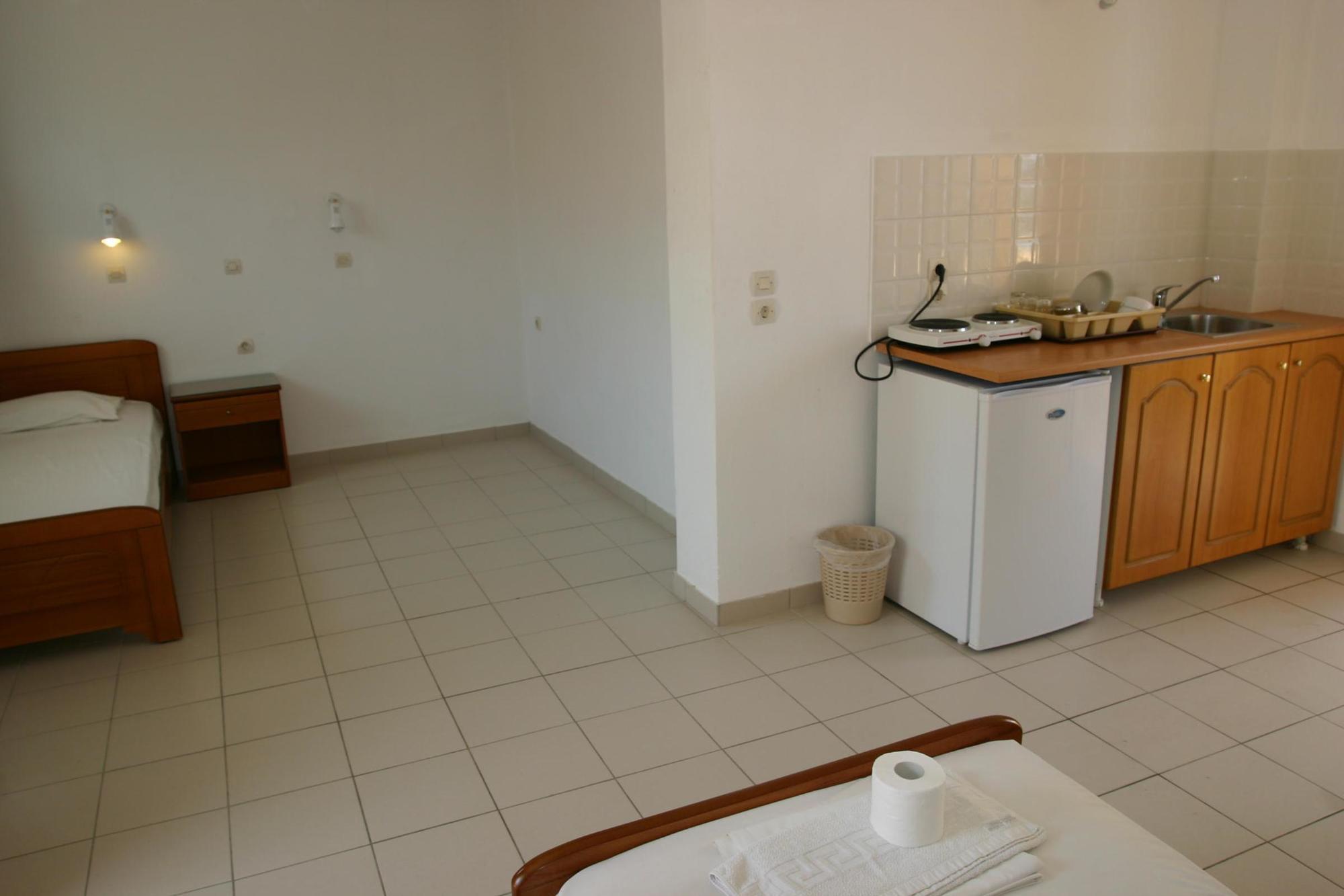 Aparthotel Lemon Grove And Kavos