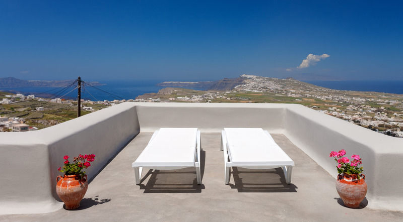 Luna Santorini *
