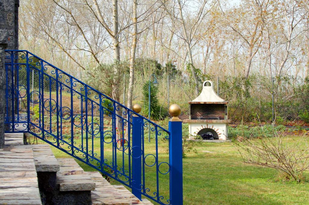 Villa Lefka Melikia