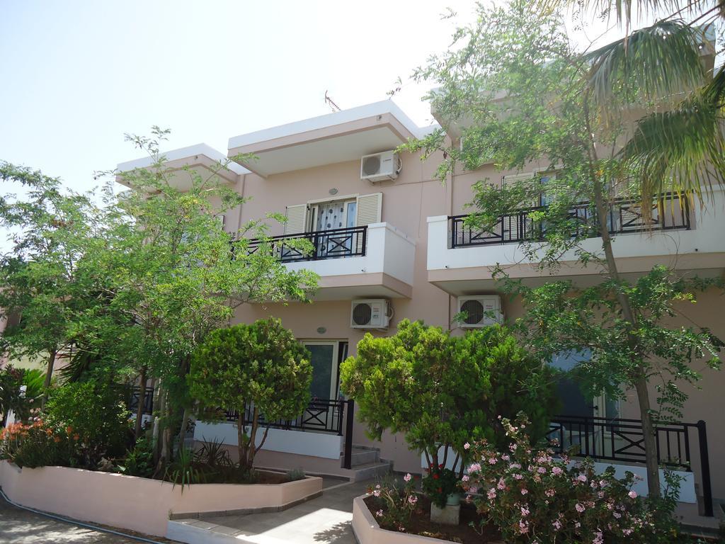 Amazon Agia Marina (Crete)
