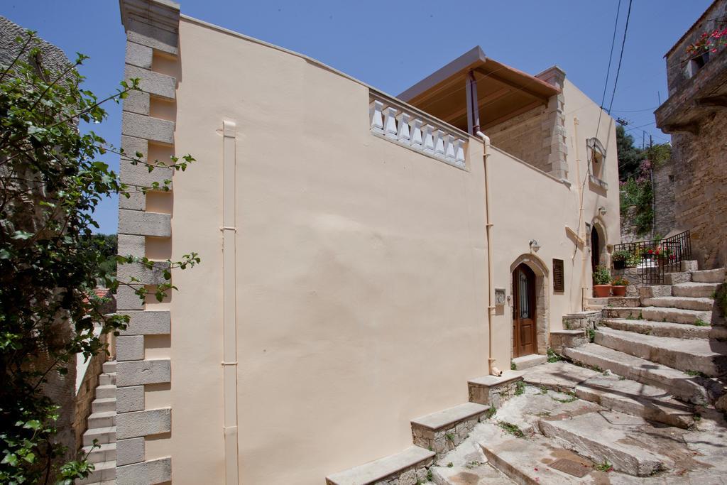 Erontas Argiroupolis