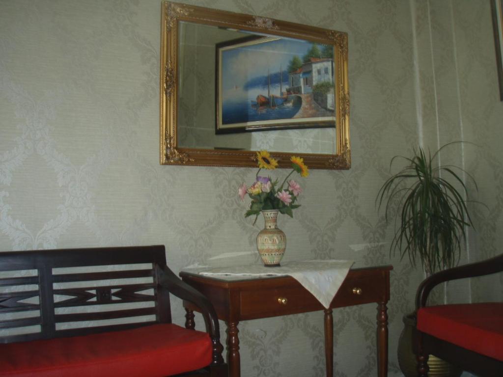 Agnantema Portside Guest house