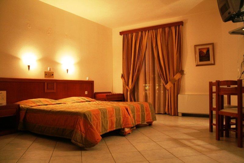 Mike Hotel & Apartments 3*