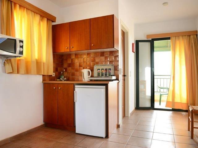 Petra Village Aparthotel Koutouloufari (Crete)