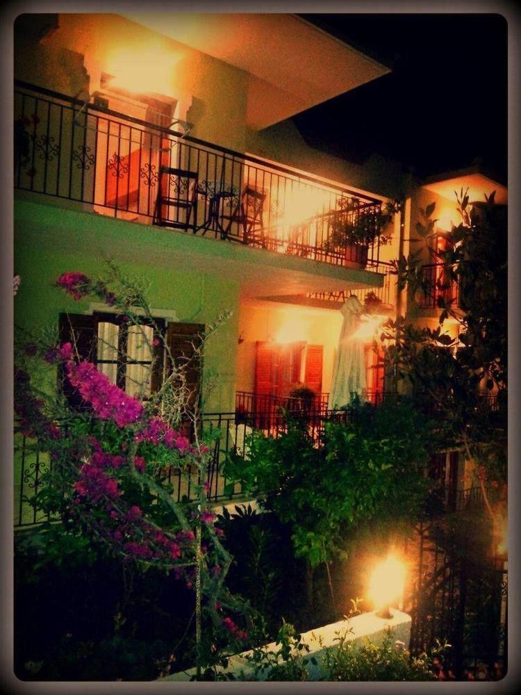 Alexandra's House 2*