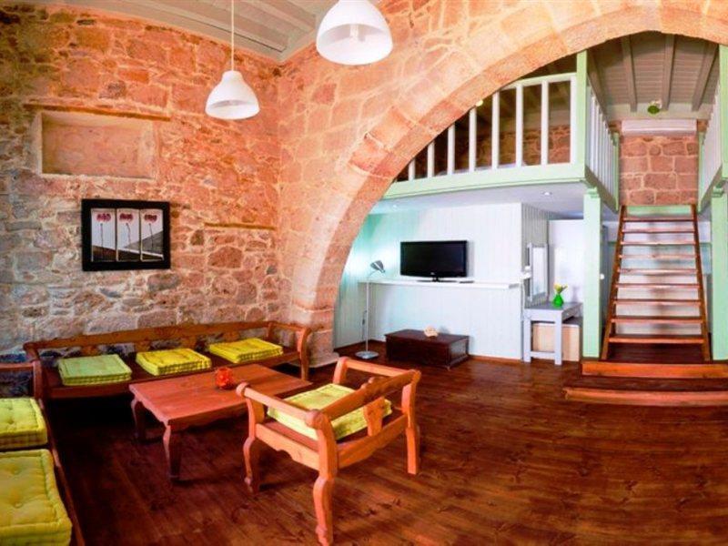 Xenones Aparthotel Lindos (Rhodes)