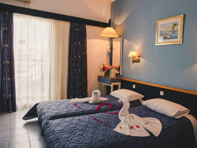 Blue Lagoon Hotel 4*