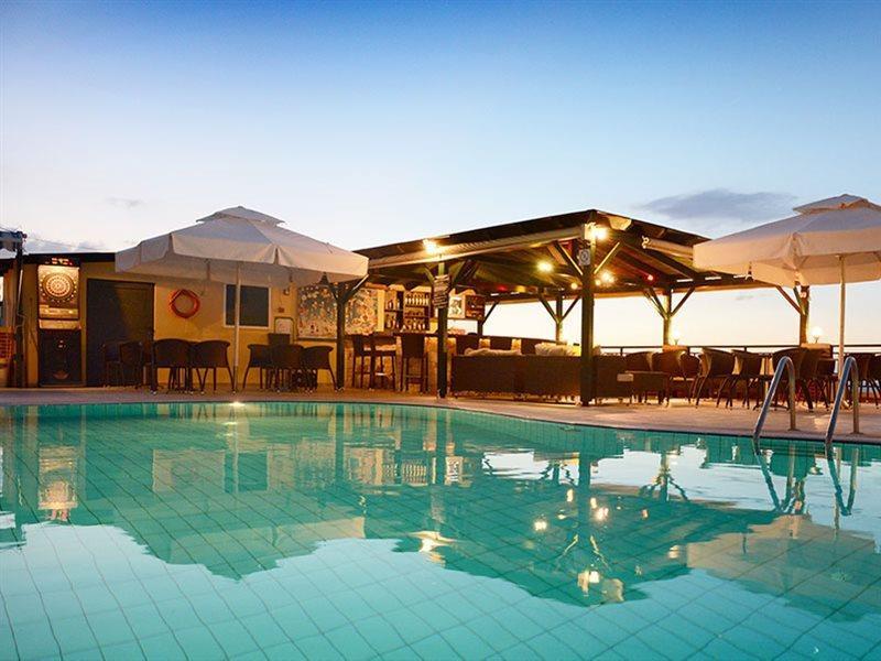 Petra Village 3*