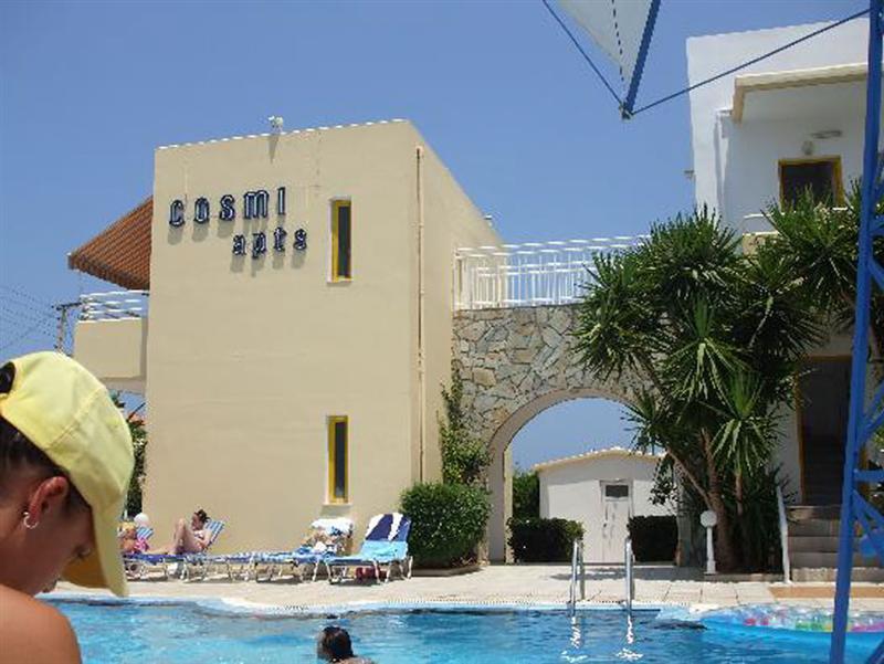 Cosmi Apts By Estia 3*