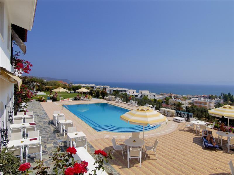 Bella Vista Village Hotel Agia Marina (Crete)