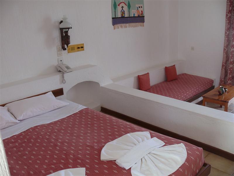 Bella Vista Village Hotel 2*