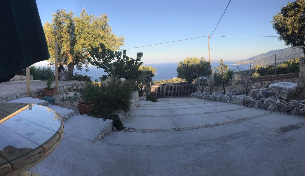 Country house Anemos Korithion