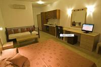 Apartment Sifis *