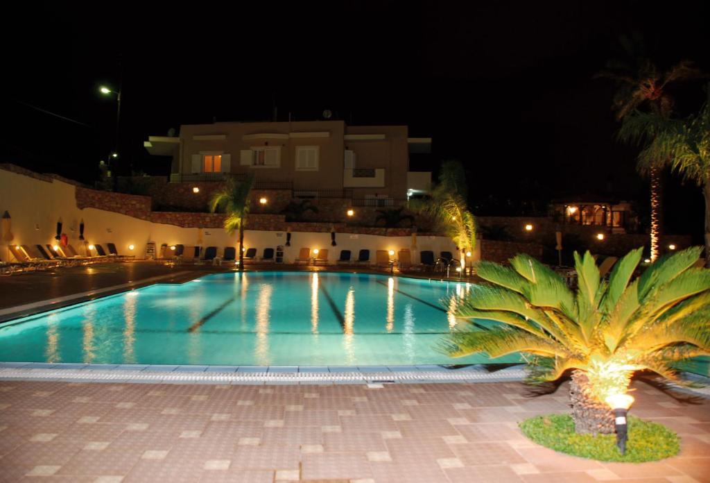 Aparthotel Real Palace 3*