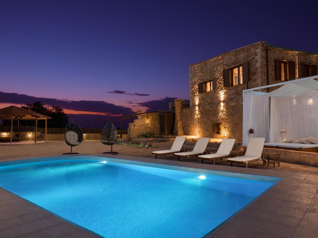 Villa Malaxa Kalyves