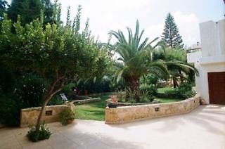 Irida Hotel 3*
