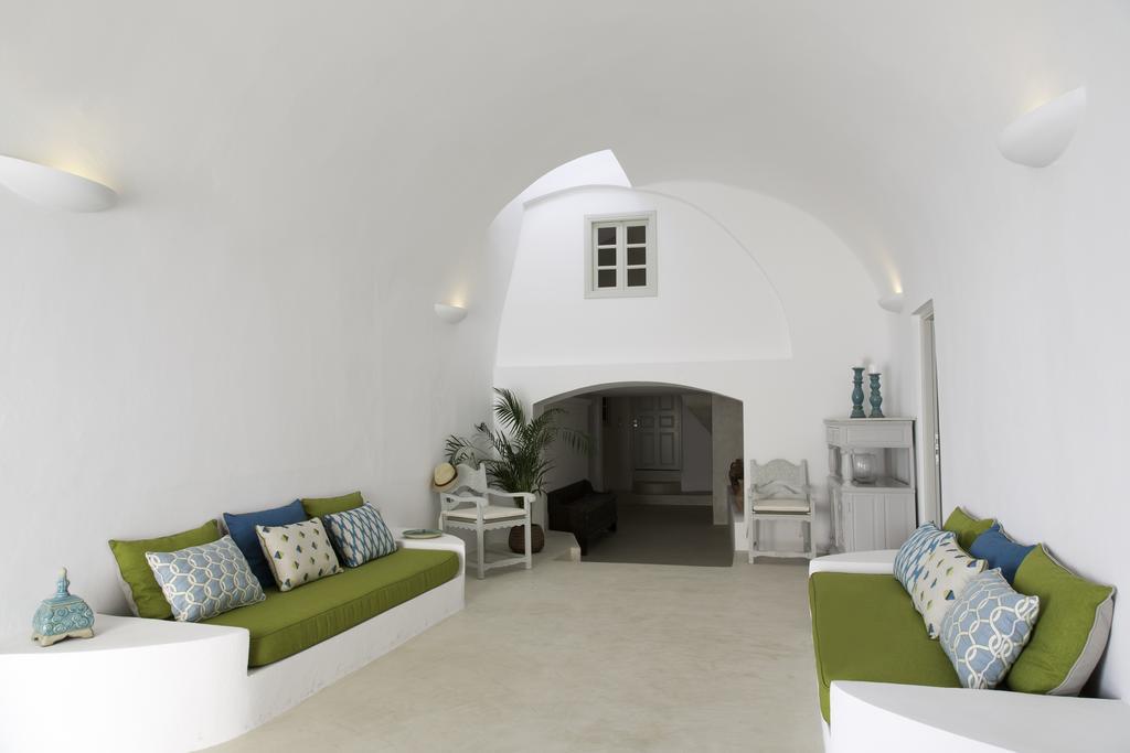 Ananda Apartment *