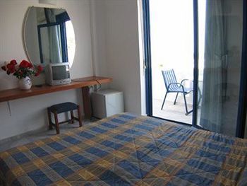 Hotel Marina Sands Agia Marina (Crete)