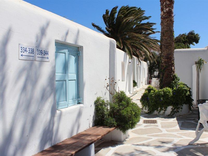 Paradise Hotel