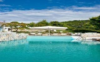 Kivotos Hotel 4*