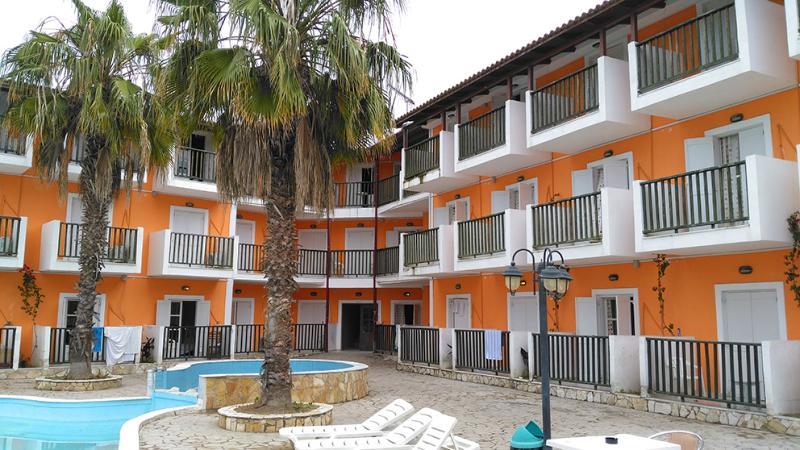 Dimis Apartment