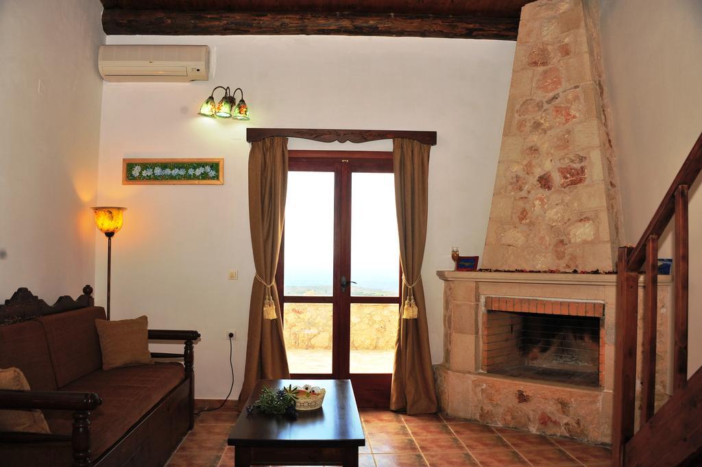 Artemida Traditional Homes By Apokoronas-villas Holiday home Kokkino Chorio