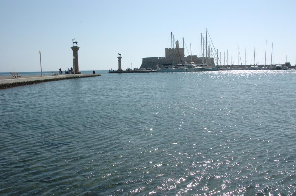 Aparthotel Platoni Elite
