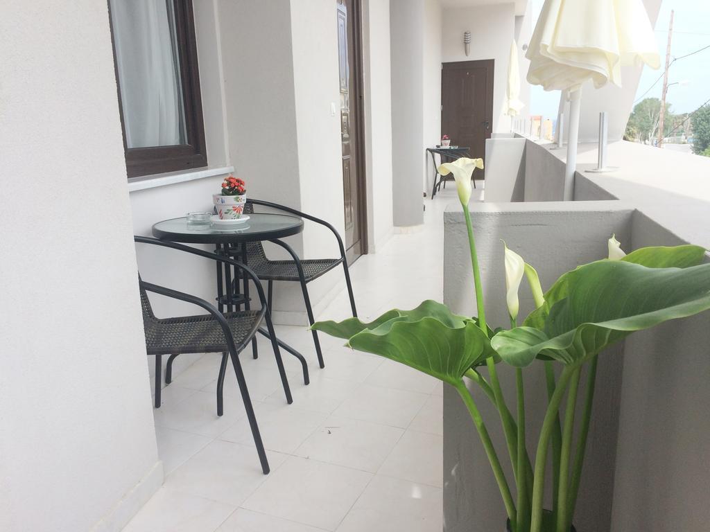 Posto (adults Only) Apartment