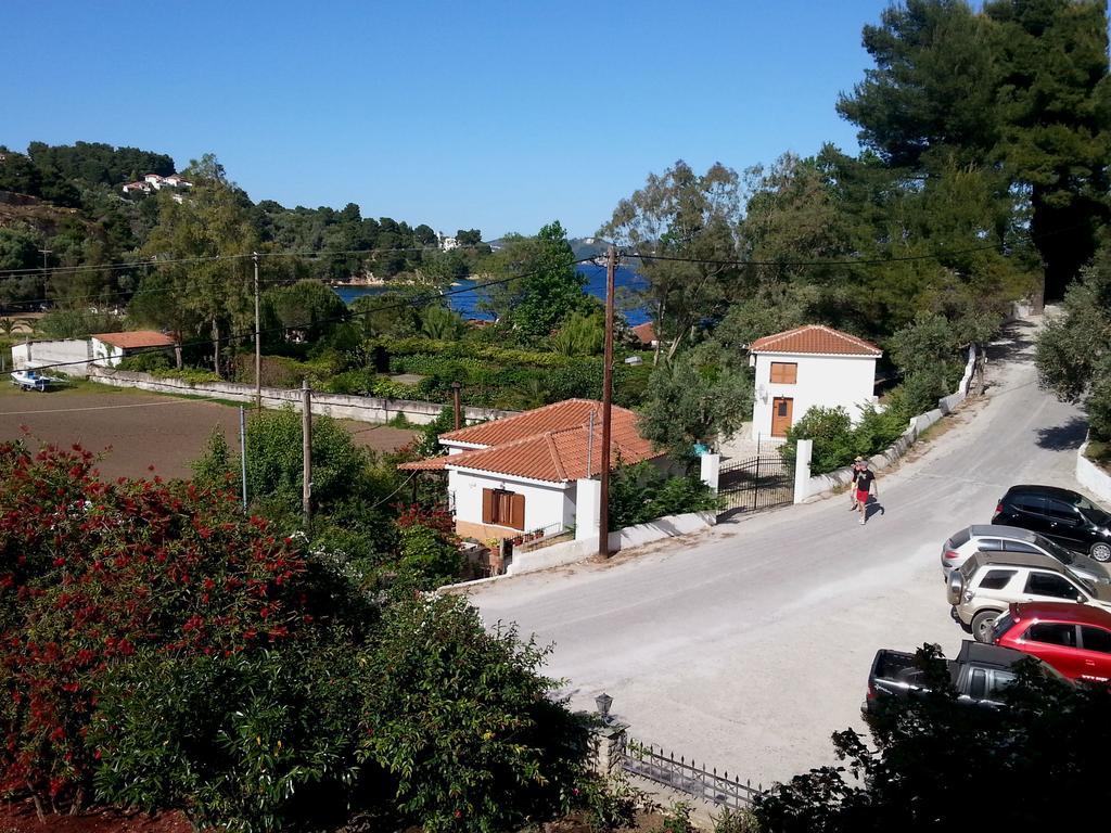 Tzaneria Skiathos Kanapitsa (Skiathos)