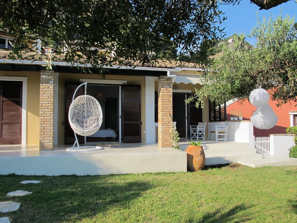 Holiday home Seafront Calista House With Garden