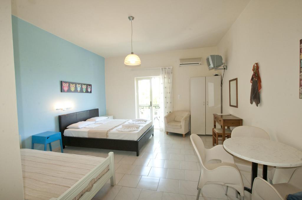 Amazon Apartment Agia Marina (Crete)