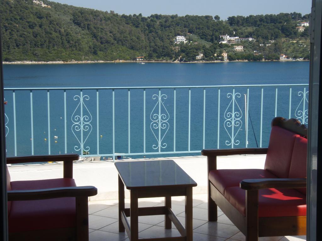 Agnantema Portside Guest house Skiathos Town